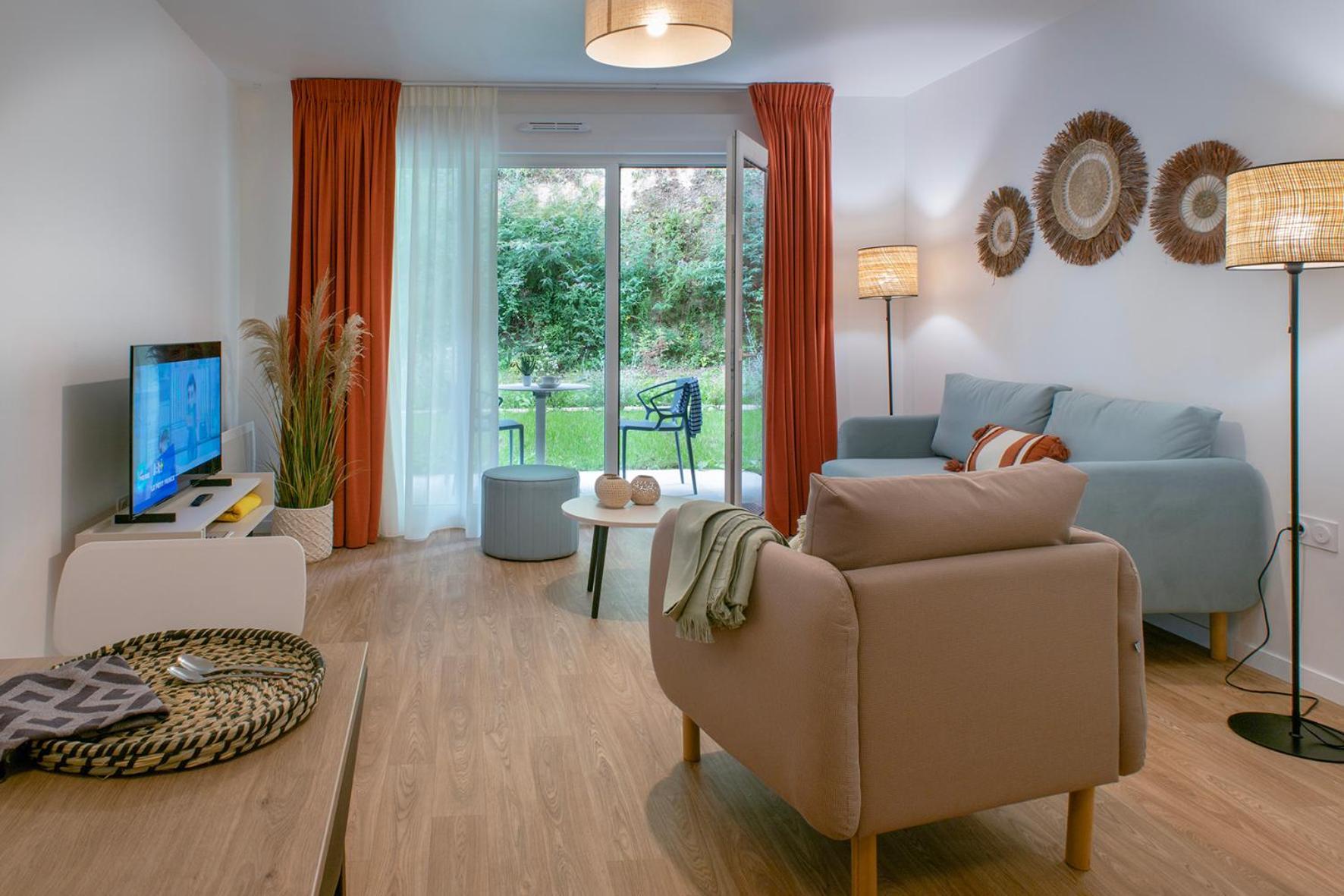Residence Services Seniors - Domitys Les Jardins D'Ahna Dinan Buitenkant foto