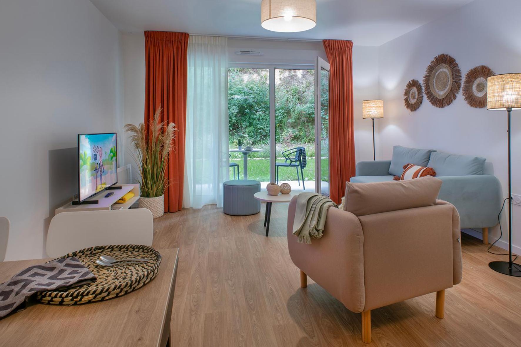 Residence Services Seniors - Domitys Les Jardins D'Ahna Dinan Buitenkant foto